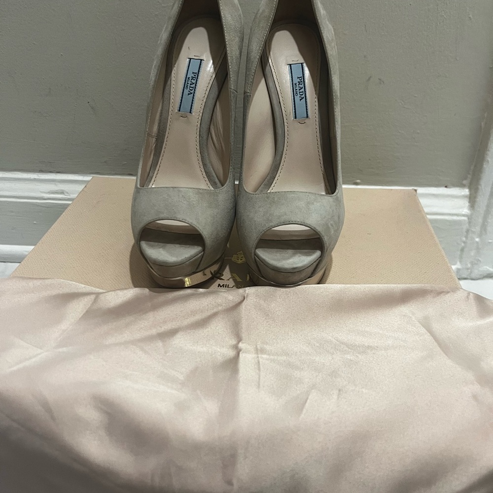 Prada Bi-Color Platform Pump - Picture 6 of 6
